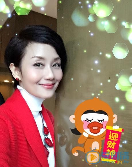 李颖街拍 李颖高清写真_李颖高清剧照