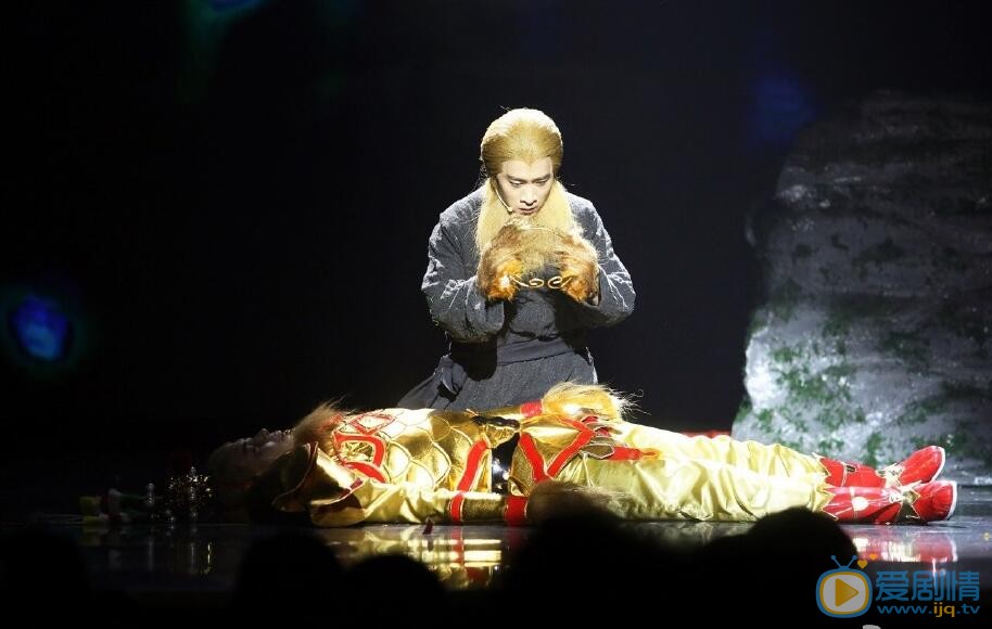 王宁《欢乐喜剧人》照 王宁高清写真_王宁高清剧照