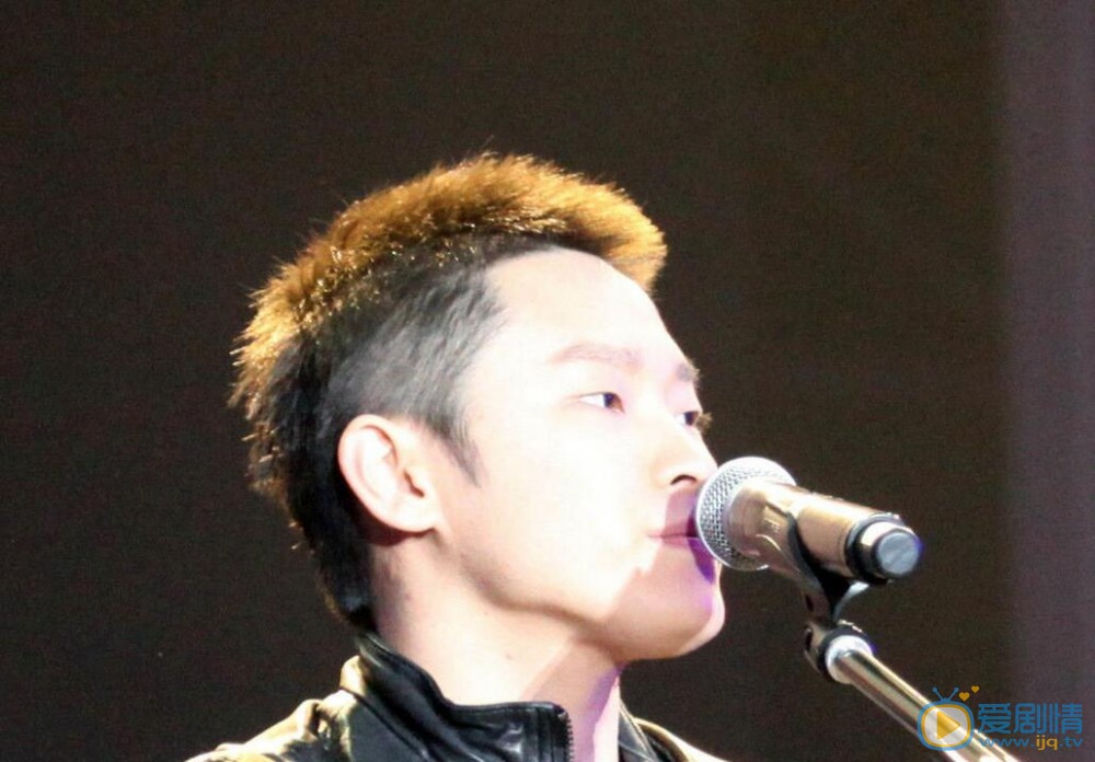 梁博跨年演唱会 梁博高清写真_梁博高清剧照