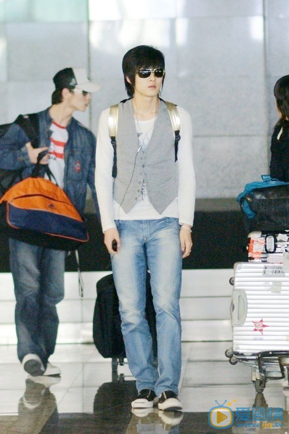 付辛博路透照 付辛博高清写真_付辛博高清剧照