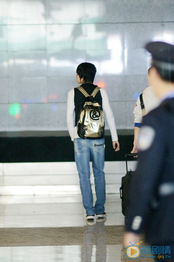 付辛博路透照 付辛博高清写真_付辛博高清剧照