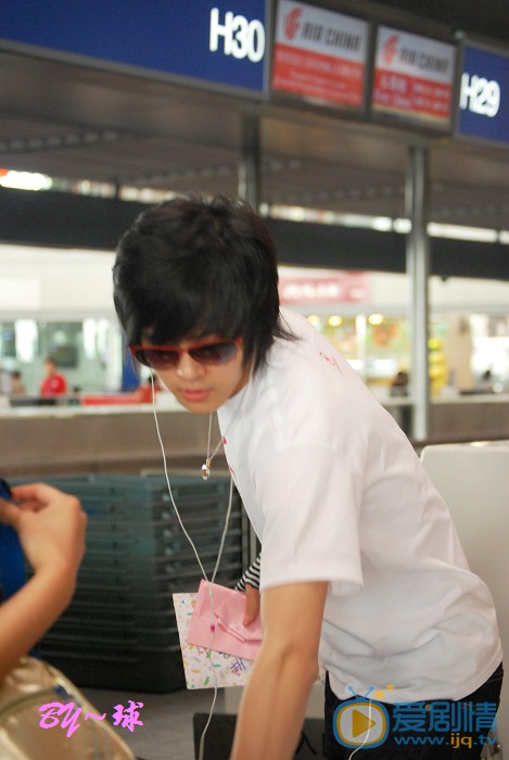 付辛博路透照 付辛博高清写真_付辛博高清剧照