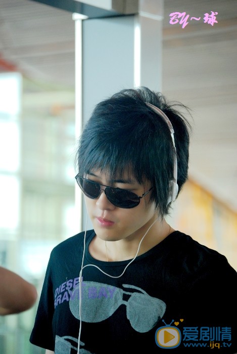 付辛博路透照 付辛博高清写真_付辛博高清剧照