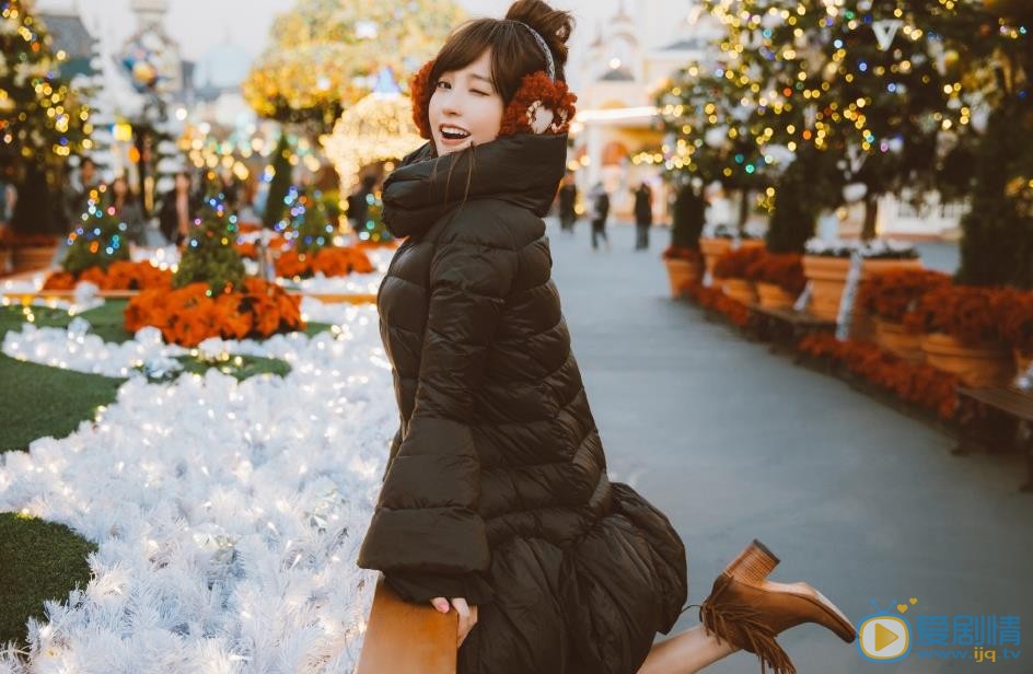 金莎街头随拍 金莎高清写真_金莎高清剧照