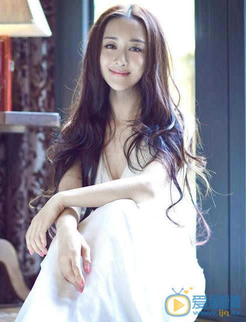 李依晓白色写真 李依晓高清写真_李依晓高清剧照