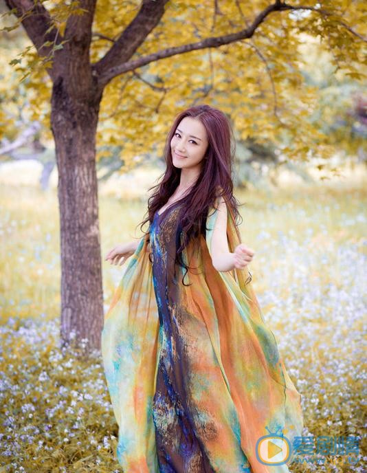 李依晓气质写真 李依晓高清写真_李依晓高清剧照