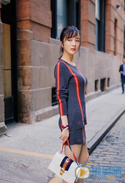 李依晓街拍 李依晓高清写真_李依晓高清剧照