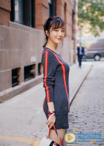李依晓街拍 李依晓高清写真_李依晓高清剧照