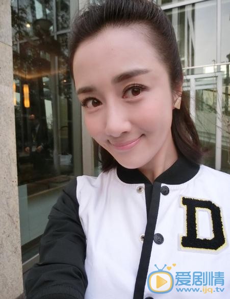 李依晓生活照 李依晓高清写真_李依晓高清剧照