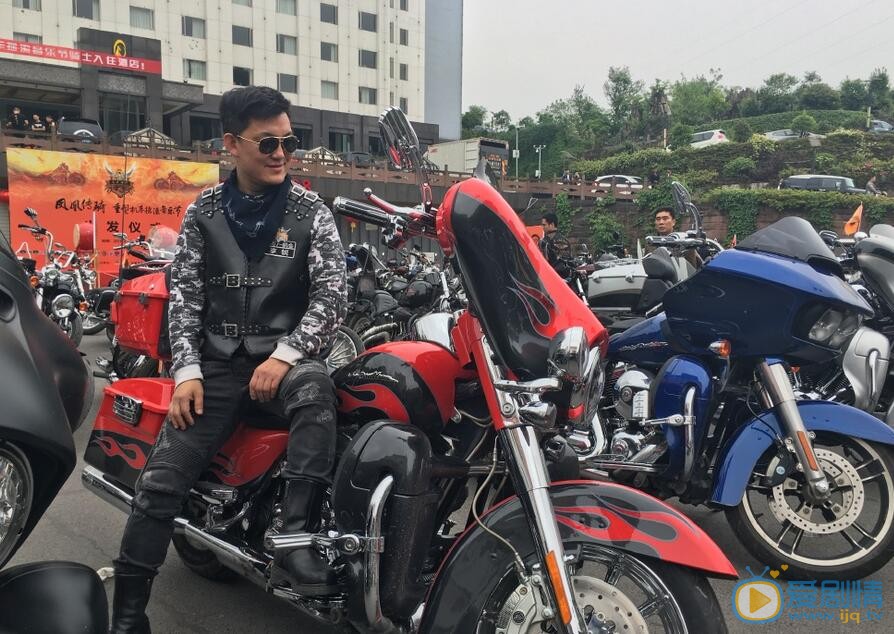 李锐凤凰传骑 李锐高清写真_李锐高清剧照