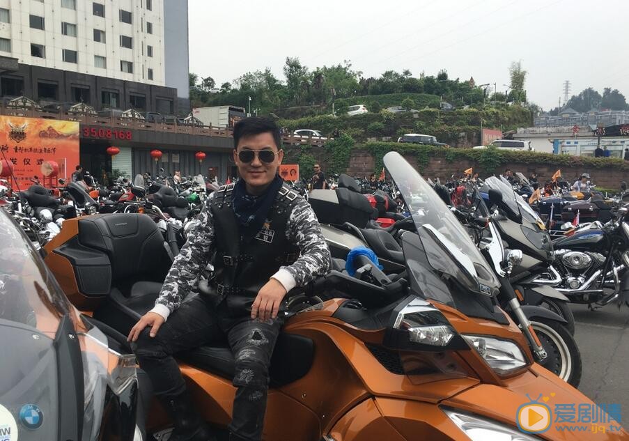 李锐凤凰传骑 李锐高清写真_李锐高清剧照