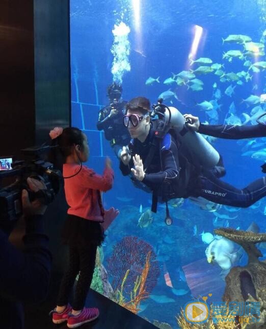 李锐李锐家人照 李锐高清写真_李锐高清剧照