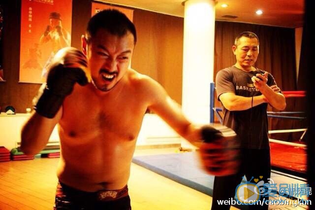 曹炳琨训练照 曹炳琨高清写真_曹炳琨高清剧照