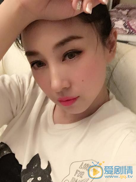 贾晓晨生活照 贾晓晨高清写真_贾晓晨高清剧照