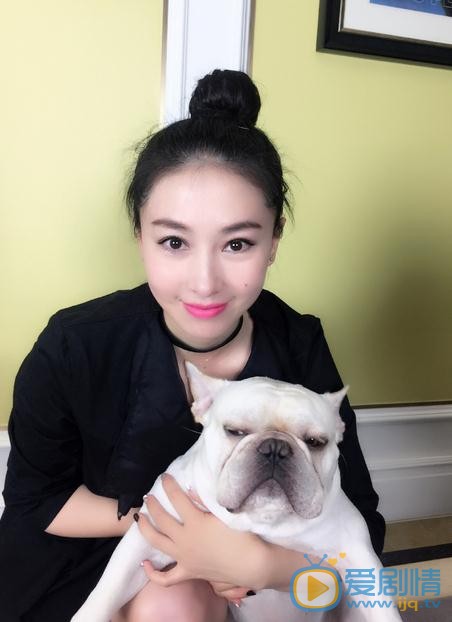 贾晓晨生活照 贾晓晨高清写真_贾晓晨高清剧照