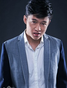 政委中罗延安是谁演的？罗延安扮演者柯伯龙个人资料简介