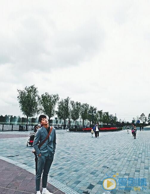 赵志伟生活照 赵志伟高清写真_赵志伟高清剧照