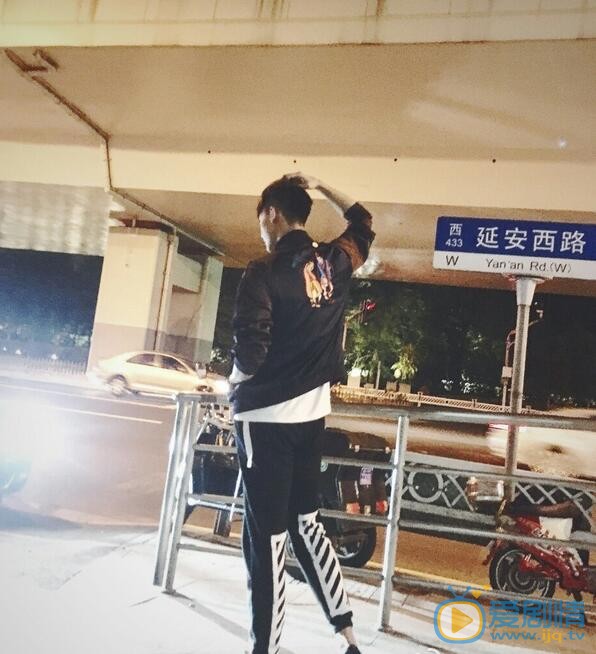 赵志伟生活照 赵志伟高清写真_赵志伟高清剧照