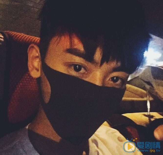 赵志伟日常帅照 赵志伟高清写真_赵志伟高清剧照