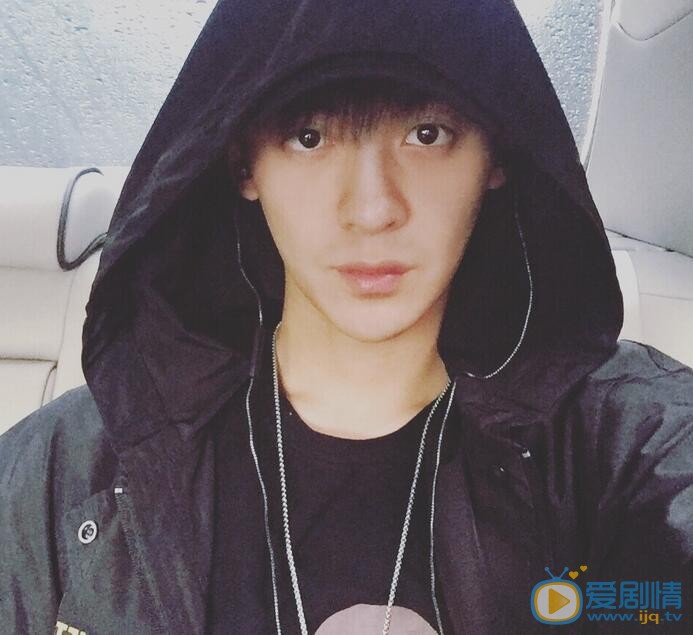 赵志伟日常帅照 赵志伟高清写真_赵志伟高清剧照