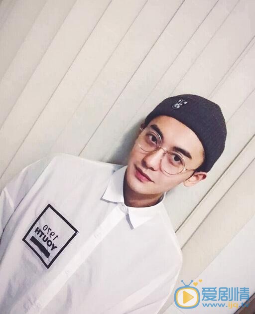 赵志伟日常帅照 赵志伟高清写真_赵志伟高清剧照