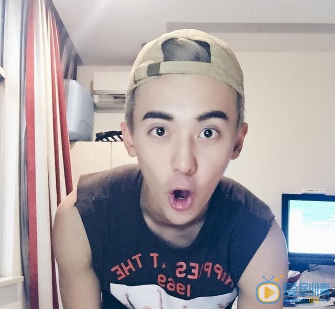 赵志伟日常帅照 赵志伟高清写真_赵志伟高清剧照