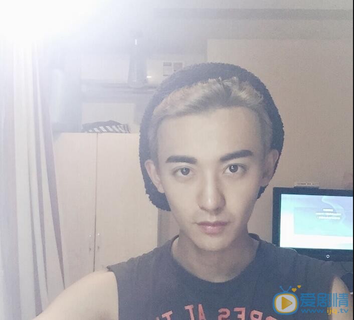 赵志伟日常帅照 赵志伟高清写真_赵志伟高清剧照
