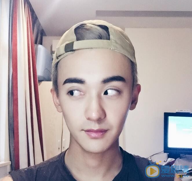 赵志伟日常帅照 赵志伟高清写真_赵志伟高清剧照