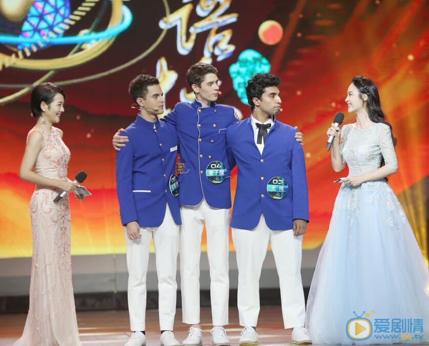 李莎旻子《汉语桥》节目照 李莎旻子高清写真_李莎旻子高清剧照