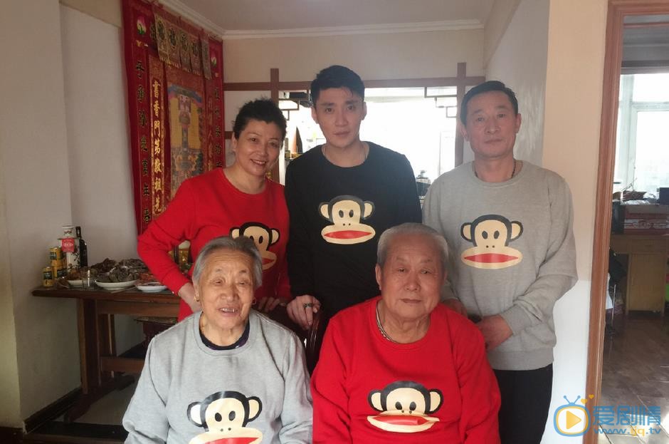 刘长德生活照 刘长德高清写真_刘长德高清剧照