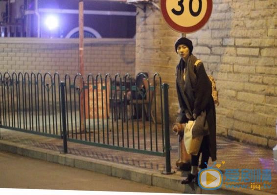 王鹤润短发帅气写真 王鹤润高清写真_王鹤润高清剧照