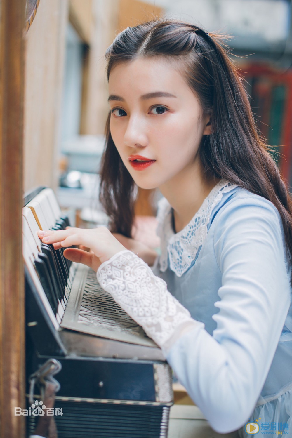 王鹤润甜美写真 王鹤润高清写真_王鹤润高清剧照