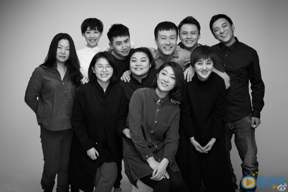 任素汐黑白艺术照 任素汐高清写真_任素汐高清剧照