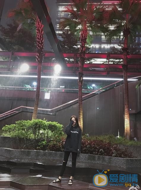 安泳畅生活照 安泳畅高清写真_安泳畅高清剧照