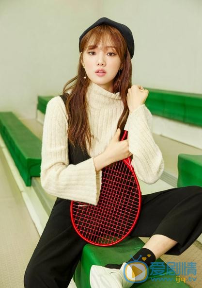 李圣经运动休闲写真 李圣经高清写真_李圣经高清剧照