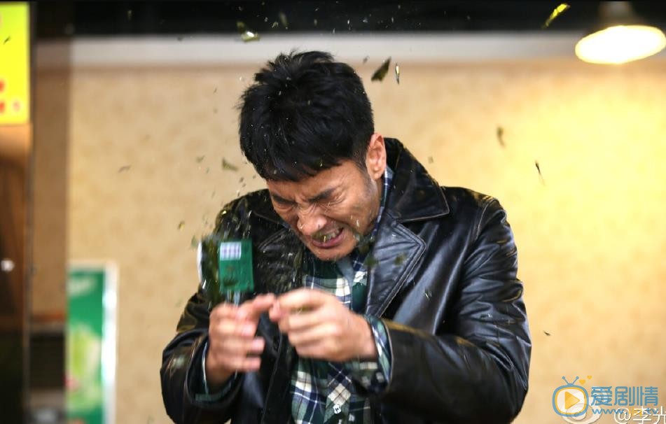 李光洁《团圆饭》剧照 李光洁高清写真_李光洁高清剧照