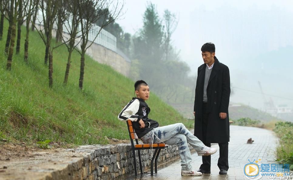 李光洁《团圆饭》剧照 李光洁高清写真_李光洁高清剧照
