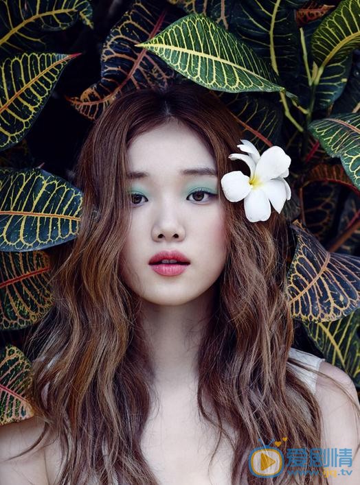 李圣经婚纱写真 李圣经高清写真_李圣经高清剧照