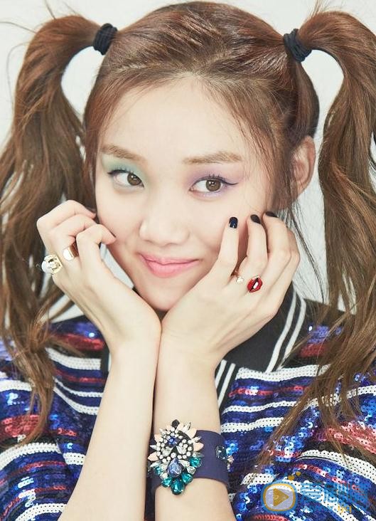李圣经Moonshot代言照 李圣经高清写真_李圣经高清剧照