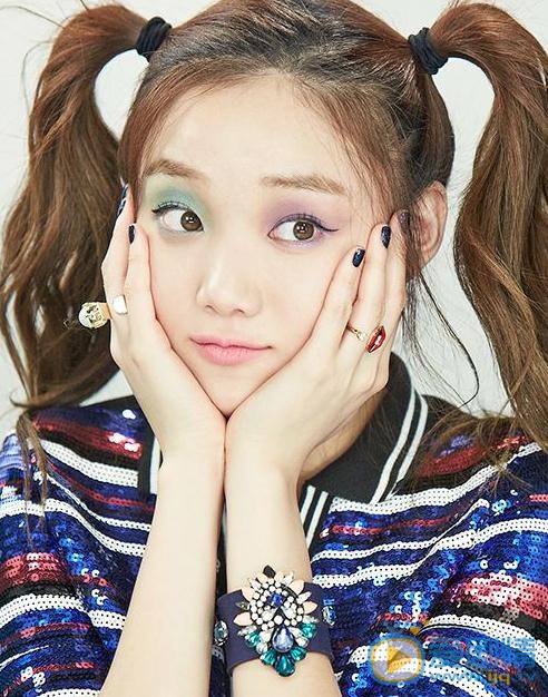 李圣经Moonshot代言照 李圣经高清写真_李圣经高清剧照