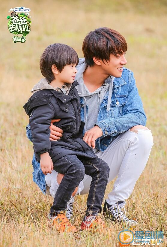 李亦航黄致列与李亦航合照 李亦航高清写真_李亦航高清剧照