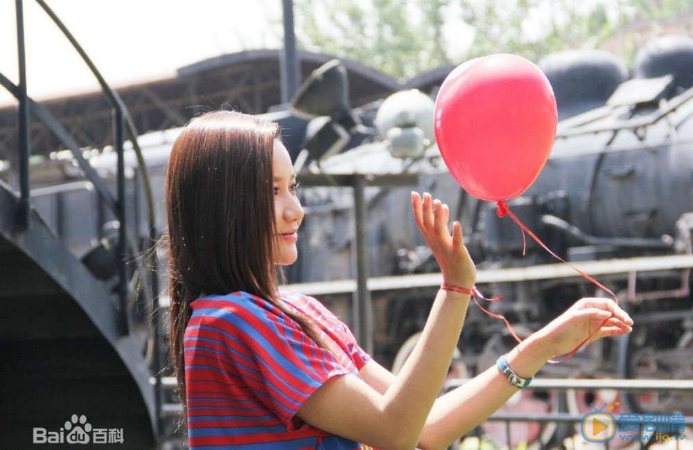 韩雨芹时尚街拍大片 韩雨芹高清写真_韩雨芹高清剧照