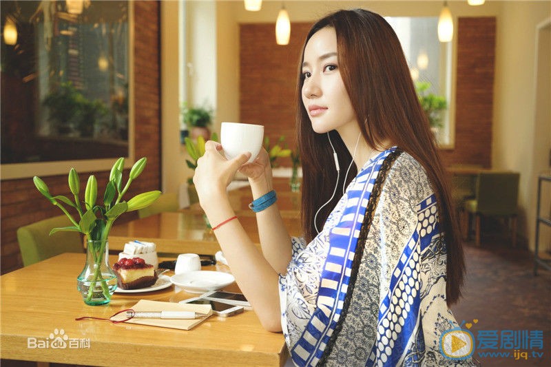 韩雨芹时尚街拍大片 韩雨芹高清写真_韩雨芹高清剧照
