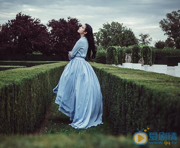张辛苑布拉格写真 张辛苑高清写真_张辛苑高清剧照