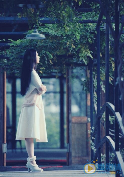 张辛苑布拉格写真 张辛苑高清写真_张辛苑高清剧照