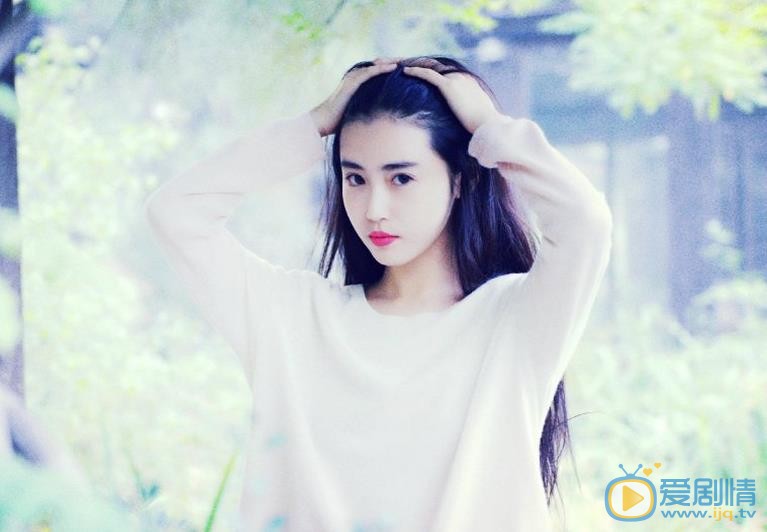 张辛苑布拉格写真 张辛苑高清写真_张辛苑高清剧照