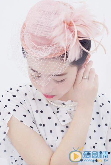 张辛苑mother is old dress写真 mother is old dress写真