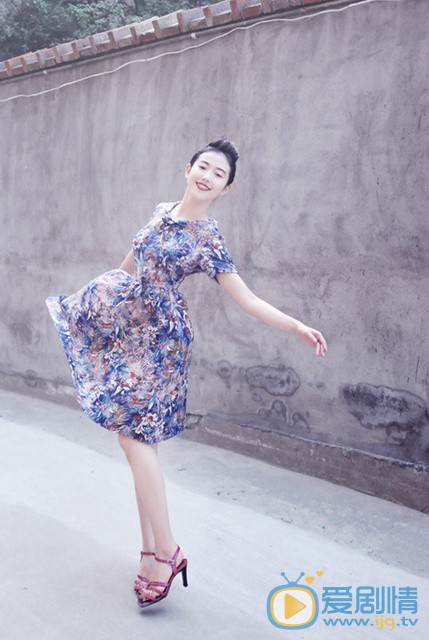 张辛苑mother is old dress写真 张辛苑高清写真_张辛苑高清剧照
