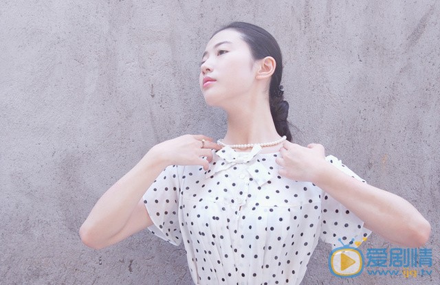 张辛苑mother is old dress写真 张辛苑高清写真_张辛苑高清剧照