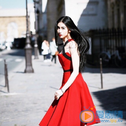 张辛苑布拉格写真 张辛苑高清写真_张辛苑高清剧照